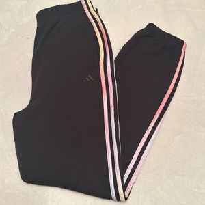 💖 Adidas Loose Fit Multicolor Stripe Joggers
